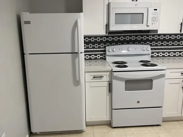 2105 Delaware Avenue, Fort Pierce, FL 34950