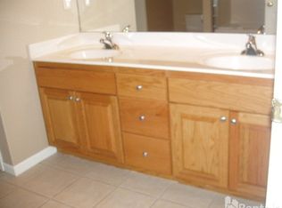 3529 NW 48th Ter, Topeka, KS 66618