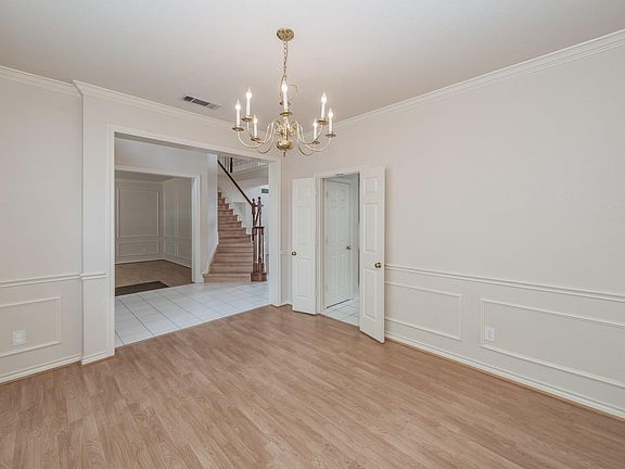 4th image of 4120 Fair Meadows Dr