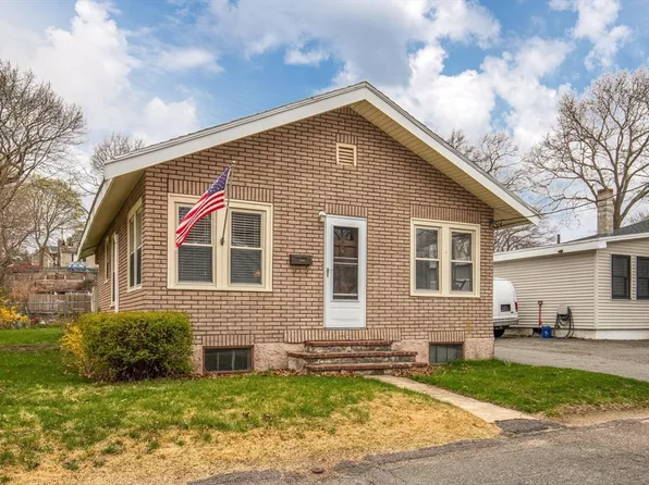 77 Fair Oaks Ave, Lynn, MA 01904