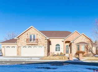 555 Collins Way, Montrose, CO 81403