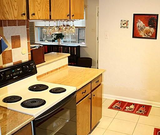 2nd image of 3822 Willow Springs Ln #3822