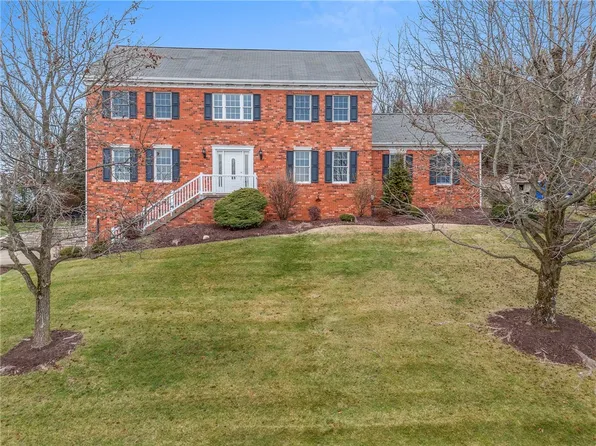 1012 Franklin Ct, Clairton, PA 15025