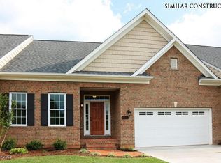 8523 Whistling Straits Dr, Radford, VA 24141