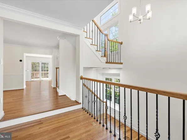 4418 S Pershing Ct, Arlington, VA 22204