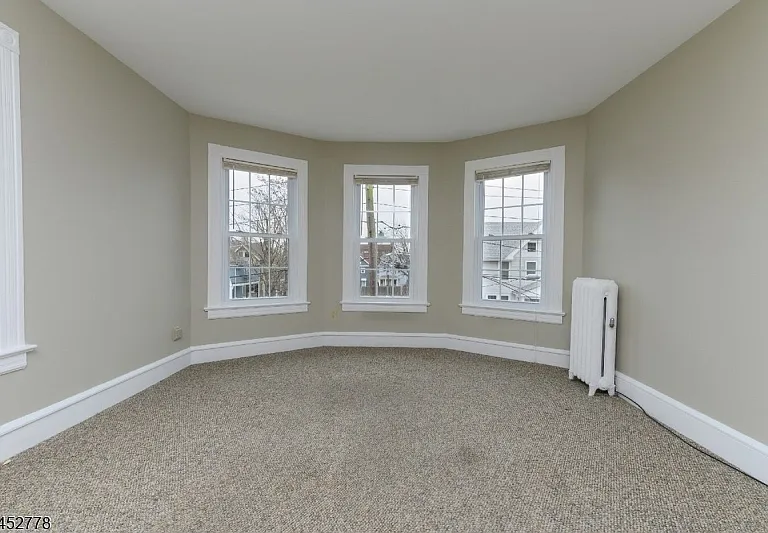 11 Montague Pl #2 — Photo 4