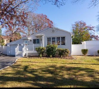 1255 Udall Road, Bay Shore, NY, 11706