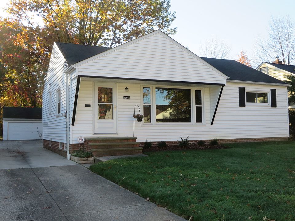 1st image of 27694 Fullerwood Dr