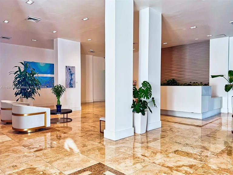 2101 S Ocean Dr #1402 — Photo 25