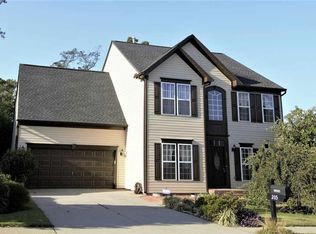 205 Brenleigh Ct, Simpsonville, SC 29680