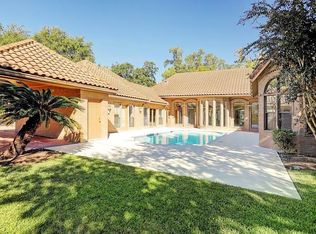 5203 Longmont Dr, Houston, TX 77056