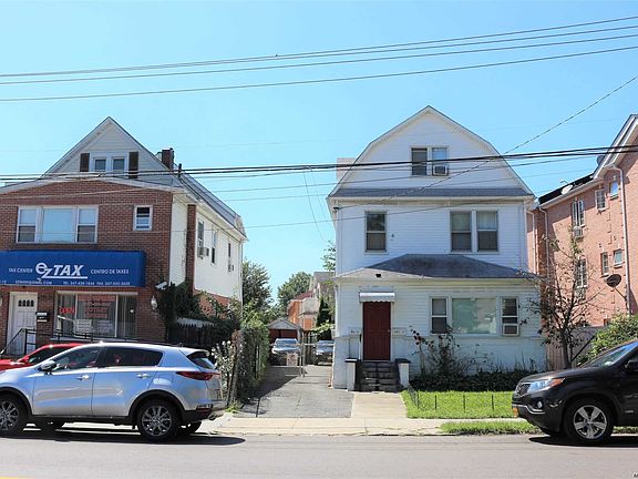 2nd image of 16106 Sanford Ave