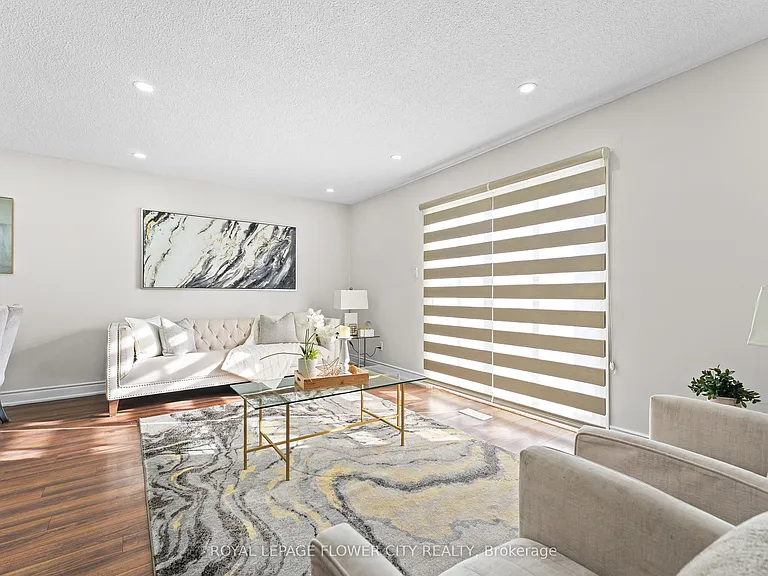87 Tulip Dr — Photo 5