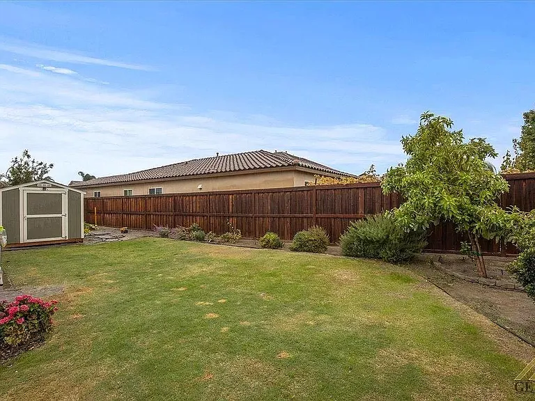 5809 Grizzly Peak Dr — Photo 33