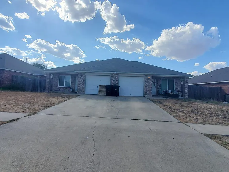 4211 Thunder Creek Dr #A — Photo 30