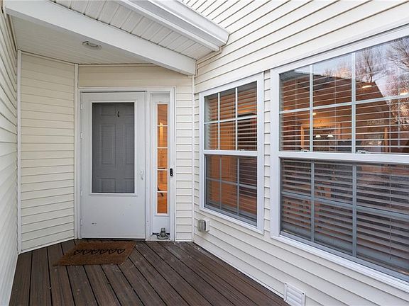 3rd image of 3 Silver Pines Blvd