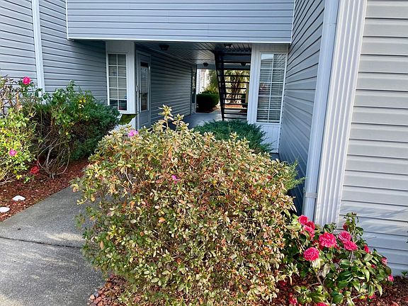 5th image of 2258 Huntington Dr. #C