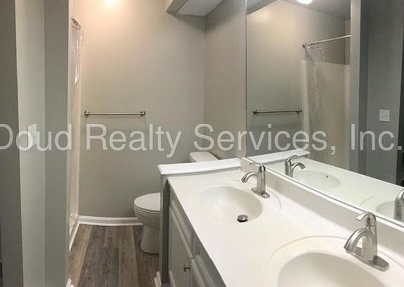 3rd image of 713 Rapidan River Ct APT H