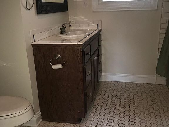 5th image of 415 Avenue A