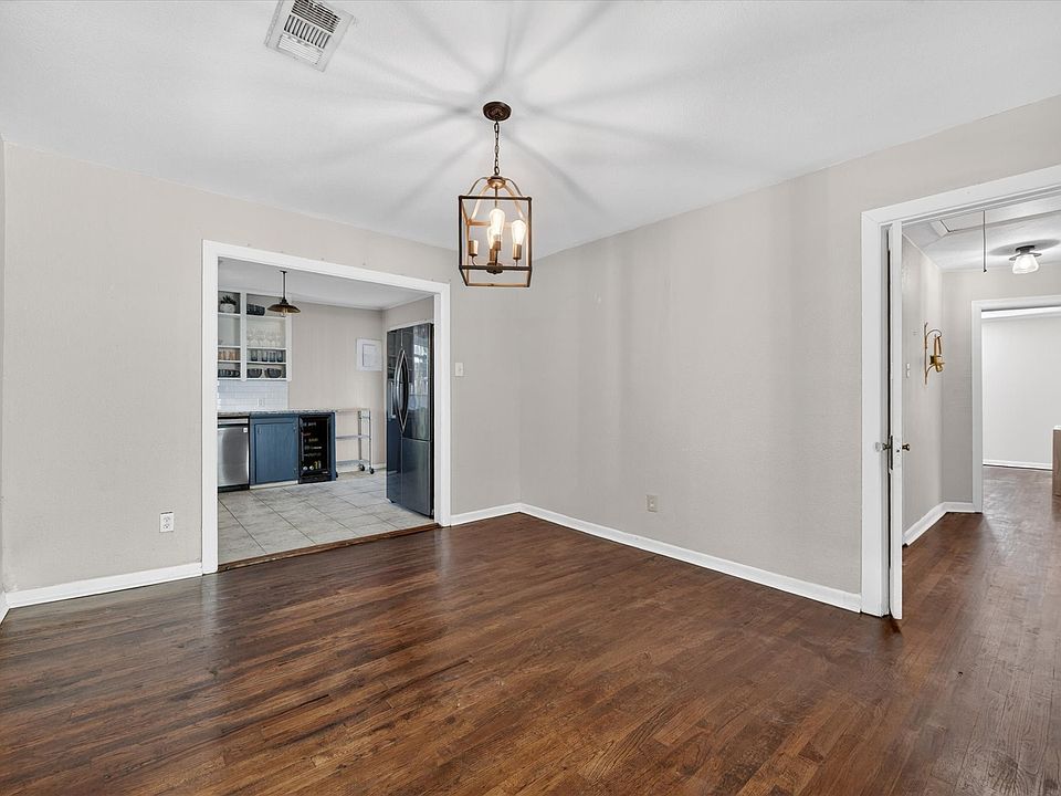 1st image of 2129 Cardinal Ln