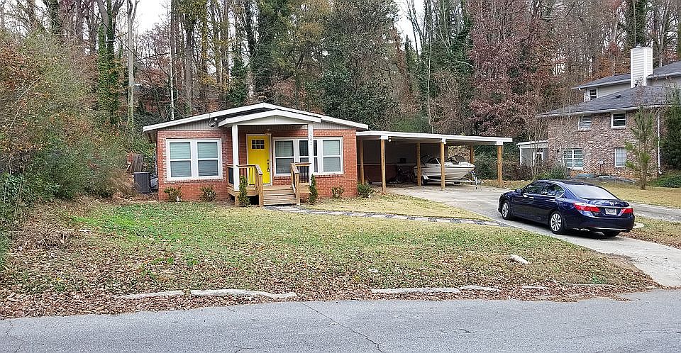 2nd image of 1502 Beechcliff Dr