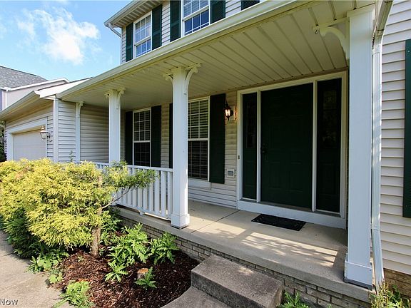 3rd image of 1021 Sugarhouse Ln