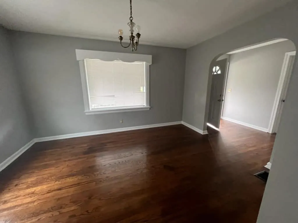 3 bed, 1044 sqft, $1,600 — Photo 2