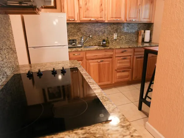 6156 S Lockwood Ridge Rd, Sarasota, FL 34231