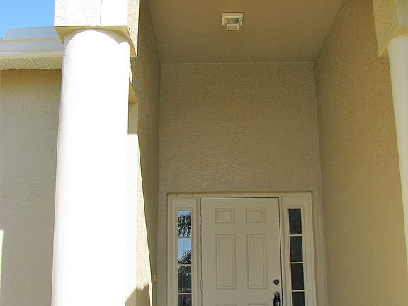5th image of 1123 SW 42nd St