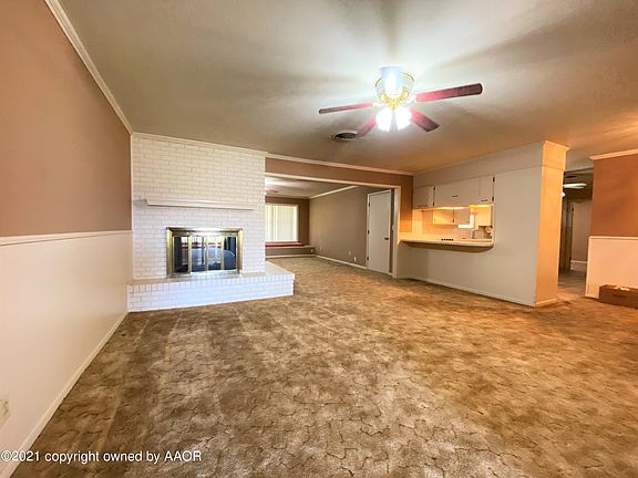 5th image of 319 Stadium Dr