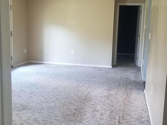 4th image of 594 Moull St APT 6