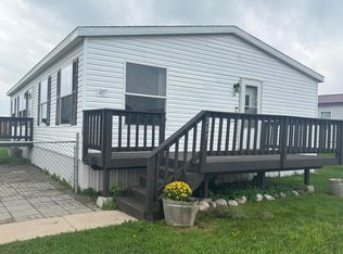 207 Venus St, Pierre, SD 57501