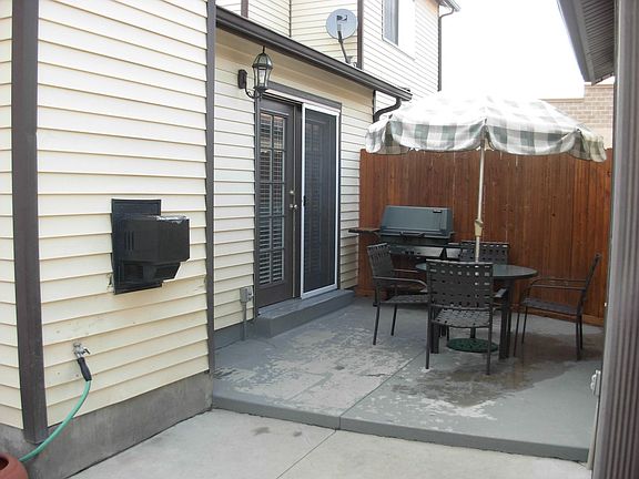 middle private patio