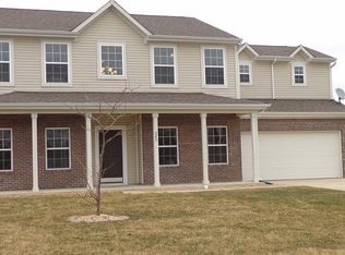 245 Blue Lace Dr, Whiteland, IN 46184