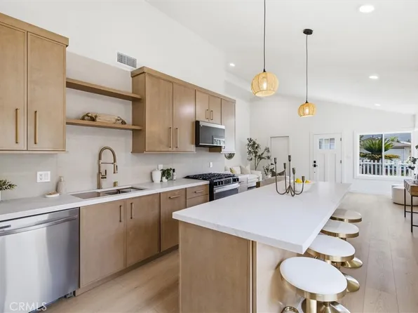27332 Las Nieves, Mission Viejo, CA 92691