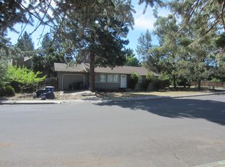 317 SW Maricopa Dr, Bend, OR 97702
