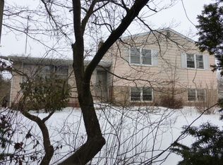 1515 Pottstown Ave, Pennsburg, PA 18073