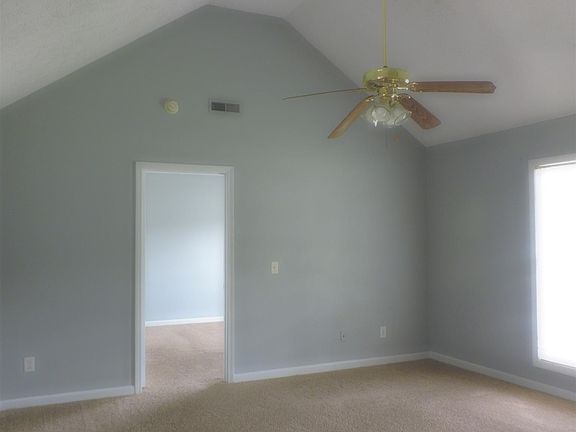 3rd image of 2626 Medford Campbell Blvd