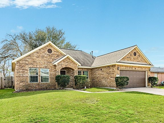 2nd image of 4 Lobo Ct