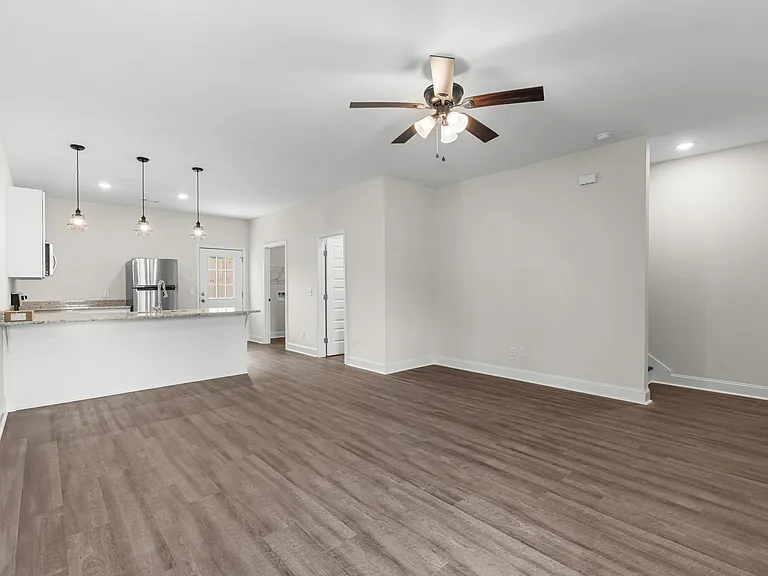 802 Market St #804 — Photo 5