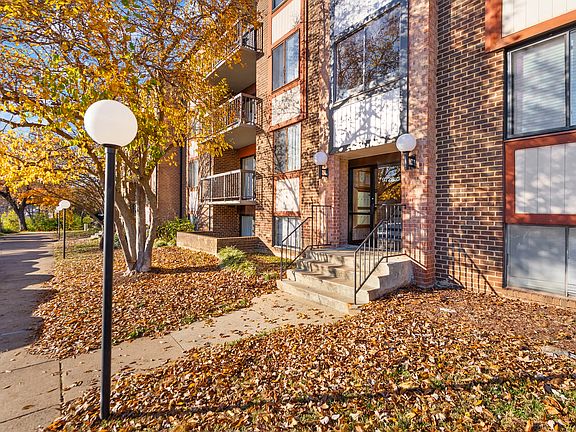 2nd image of 9728 Kingsbridge Dr APT 302