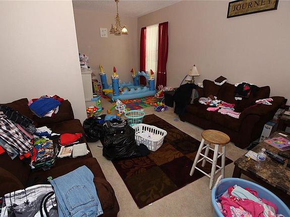 5th image of 9432 Candice Ct