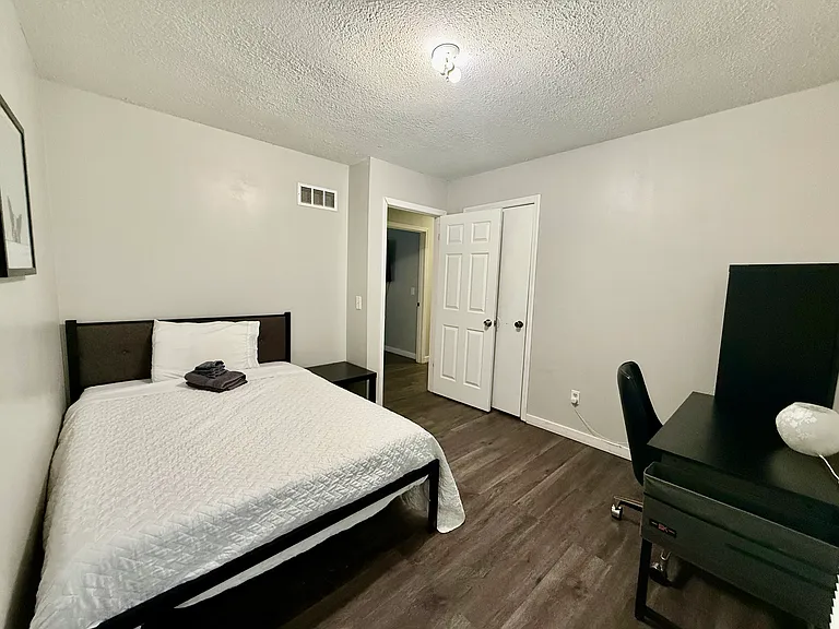 6224 Greenwood Dr — Photo 13