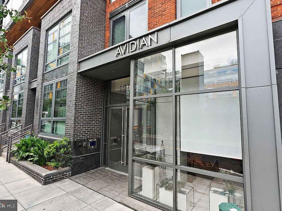 1st image of 1211 Van St SE #508