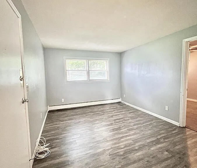 1908 Colonial Ln #1 — Photo 4