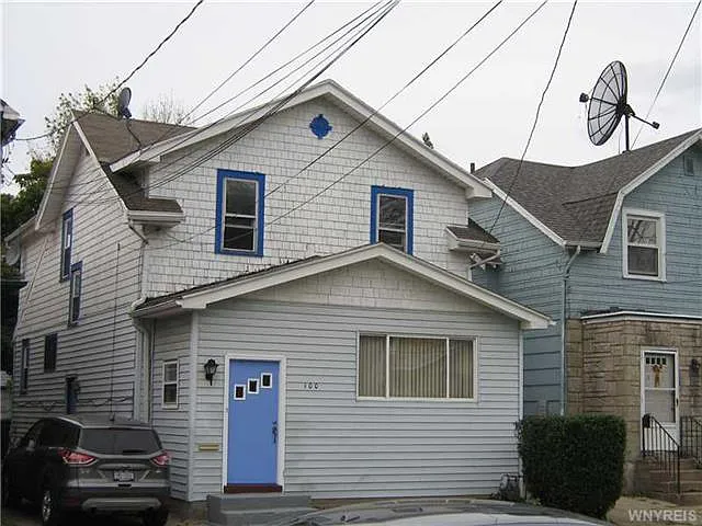 100 Harriet Ave photo 1