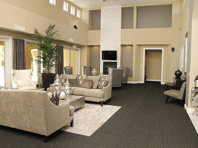 Vineyard Gate Apartments — Photo 1
