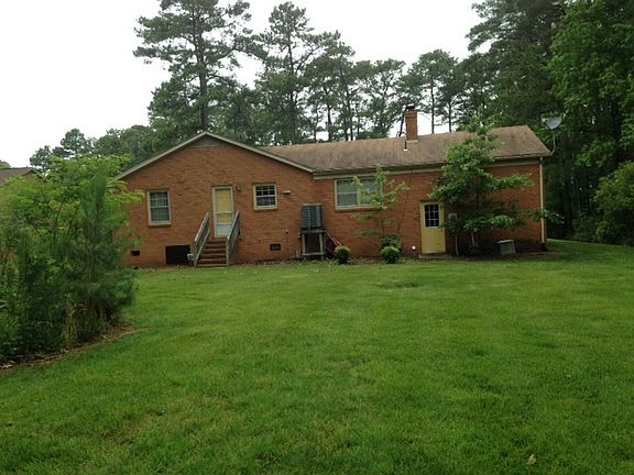 2nd image of 13 Poquoson River Dr
