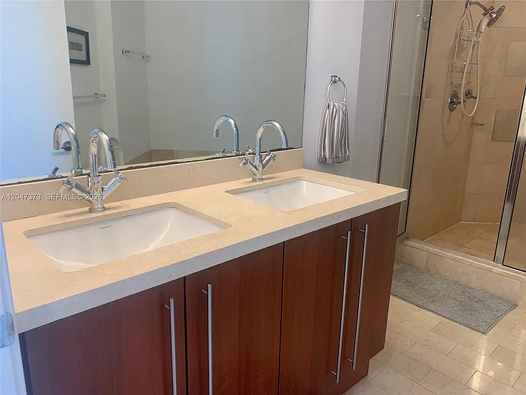 1111 SW 1st Ave #2419 — Photo 9