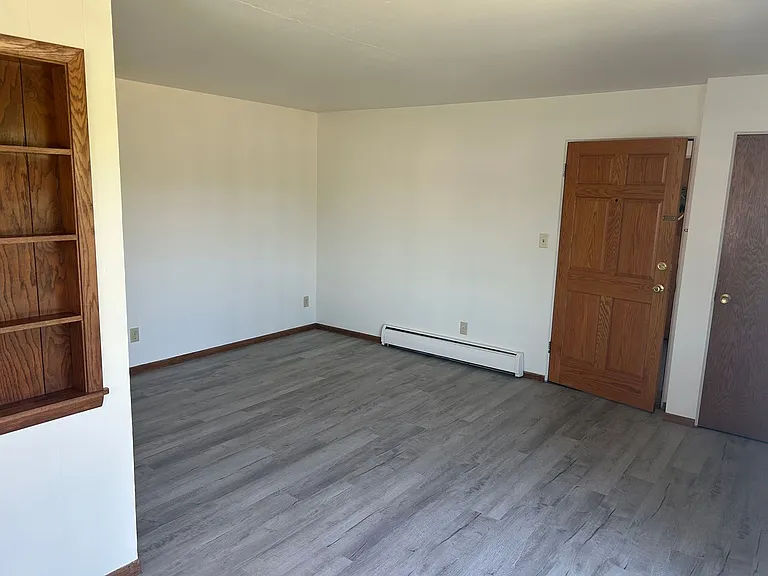 1024 Hunt Ave — Photo 8